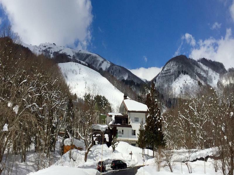 Hakuba Landmark Happo Lodge Exteriör bild